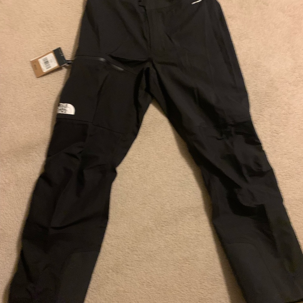 North Face men’s ski pants NWT